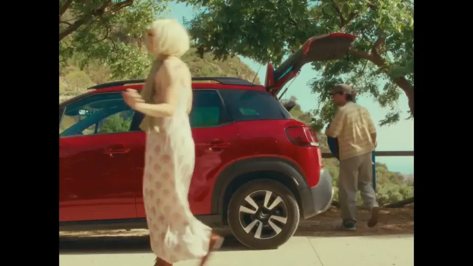 Watch film Qué tengo que hacer con mi vida | "Qué tengo que hacer con mi vida". Concurso Cortos Exprés Nuevo Cine Andaluz (Casares, 2025)