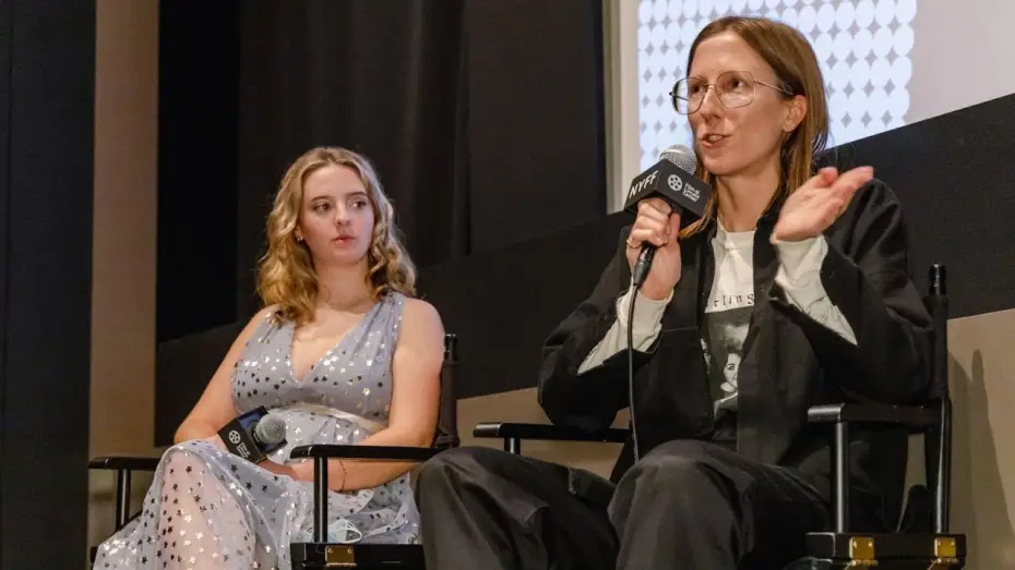 Watch film Queens of the Qing Dynasty | Ashley McKenzie & Sarah Walker on Queens of the Qing Dynasty