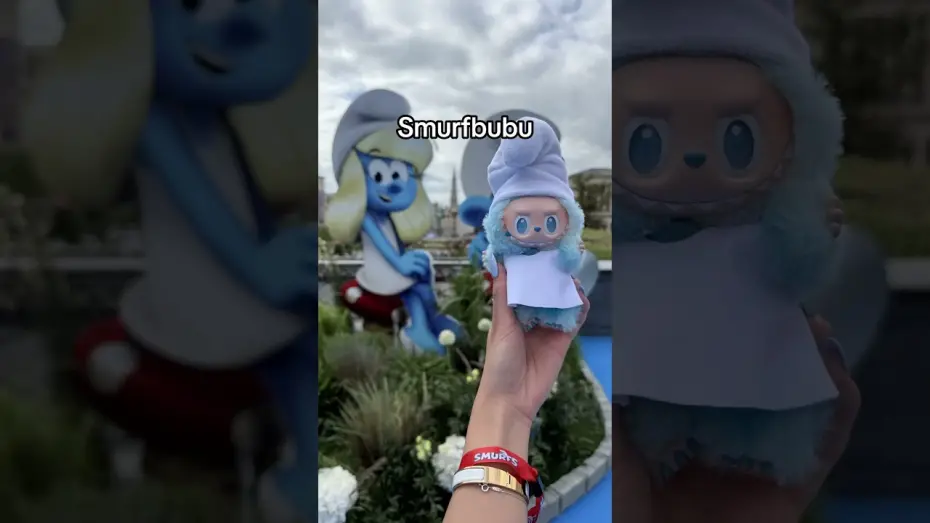 Watch film The Smurfs Musical | Smurfbubu supporting bestie Plushie Smurf at the Smurfs blue carpet!