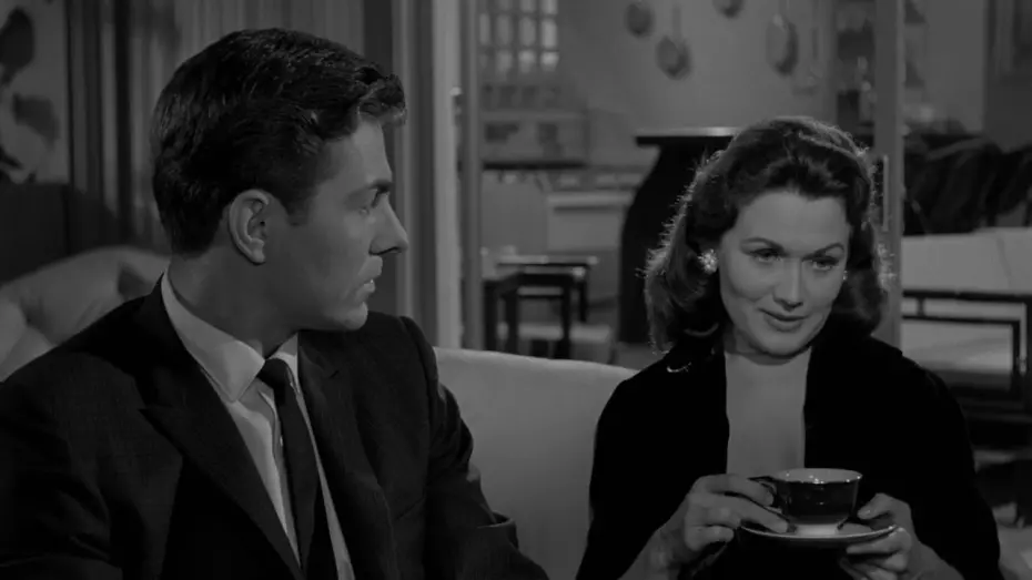 Watch film The Hypnotic Eye | The Hypnotic Eye, 1960 - He Doesn