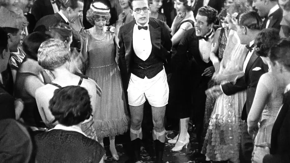 Watch film The Freshman | Harold Lloyd in THE FRESHMAN (1925) - New U.S. Trailer