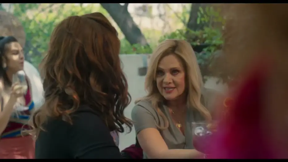 Watch film Reinvented Mom | Mam&aacute; Reinventada | Tr&aacute;iler Oficial | Cinemex