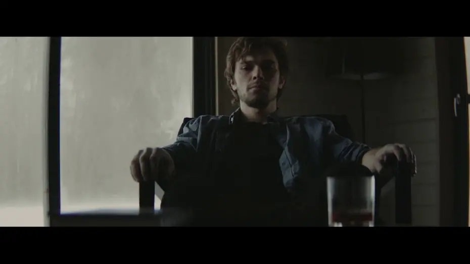 Watch film Shackle | Сережка