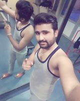 nikeet hans