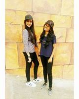 Womikaa Vaity