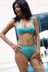 Need young freshers & smart FEMALE Models contact mr.vikas sir  [see in contacts] 