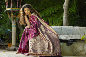 Wanted Saree and Half Saree Models For Jewelry & Saree Adz  