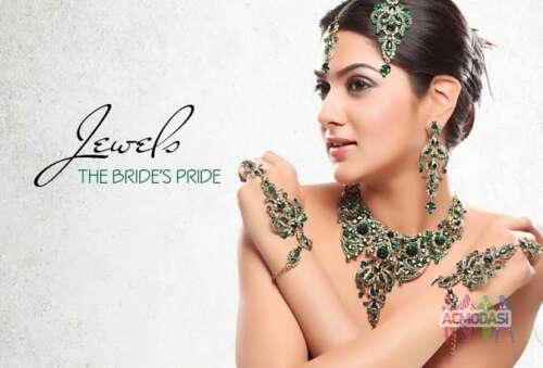 Wanted Female Models for Campaign shoot for &prime;Sri Kumaran Jewellery&prime;