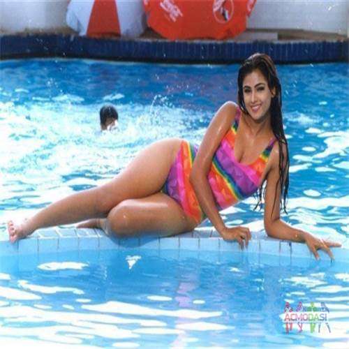 Nude shoot  female Require Urgently 