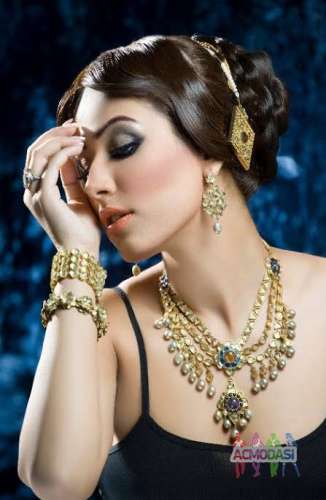 Need female model for Jewellery photoshoot 