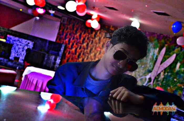 Rishabh raj kapoor photo №49996. Uploaded 12 March 2016