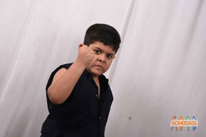 pranit prem Gopalani photo №103990. Uploaded 12 May 2017