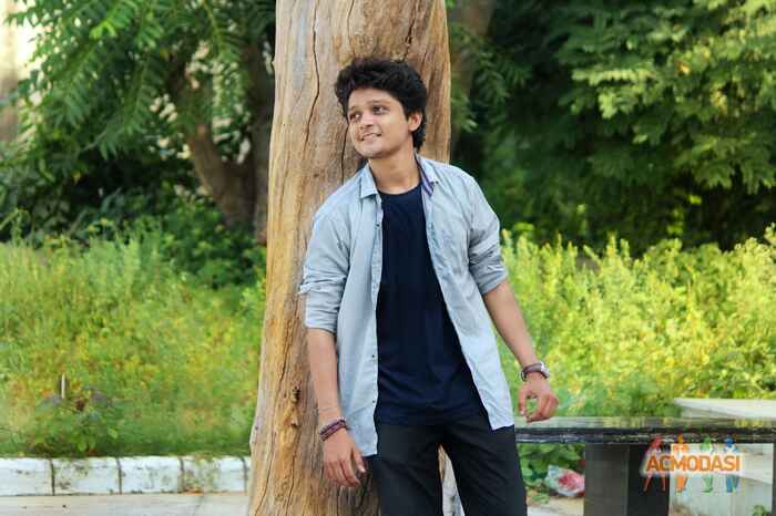 Darshit Ashokbhai Kanani photo №102925. Uploaded 01 May 2017