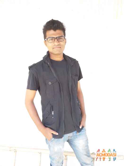 Raunak Shankar Hire photo №56640. Uploaded 29 April 2016