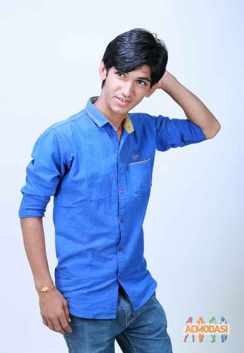 Naresh  Prajapati photo №25530. Uploaded 23 October 2015