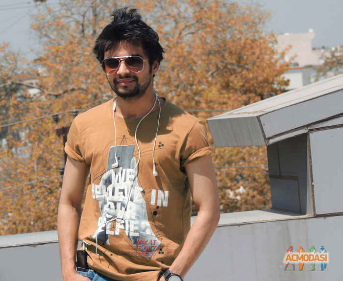 aditya  singh photo №105160. Uploaded 27 May 2017