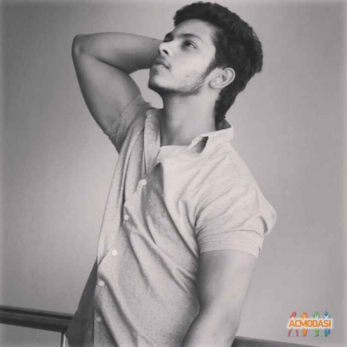 Rohit goswami Rohit Goswami photo №105287. Uploaded 28 May 2017