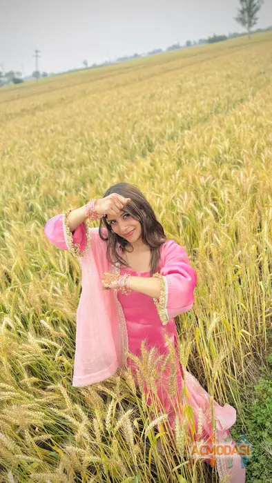 Pooja   photo №127475. Uploaded 04 May 2026
