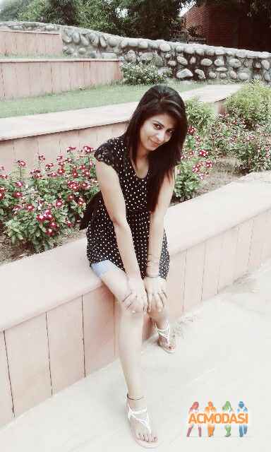 Sunita  Dhiman photo №27414. Uploaded 04 November 2015