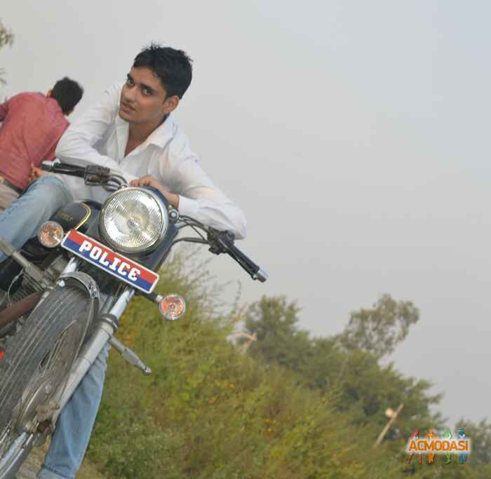 Sachin Kumar Sharan photo №86203. Uploaded 03 December 2016