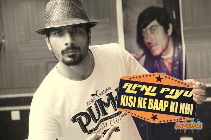 Jibran   photo №28559. Uploaded 13 November 2015