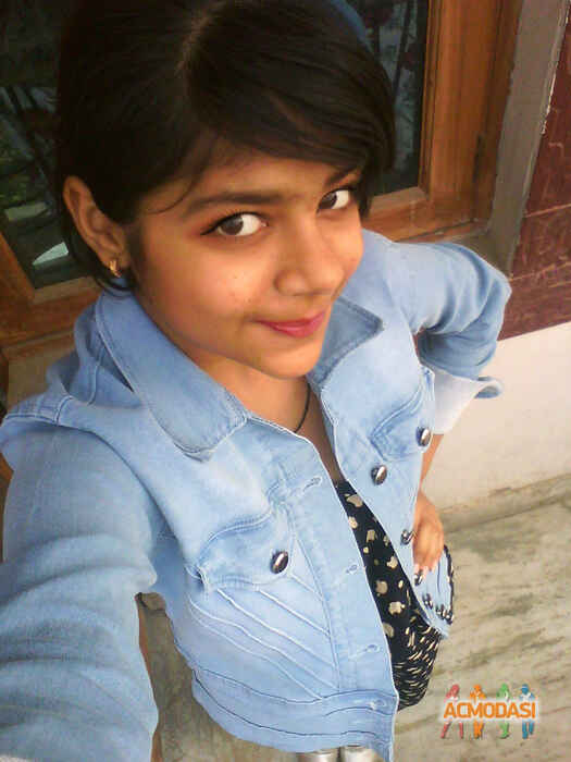 Lavi  Bansal photo №97700. Uploaded 06 March 2017