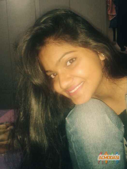 Surbhi   photo №33783. Uploaded 10 December 2015