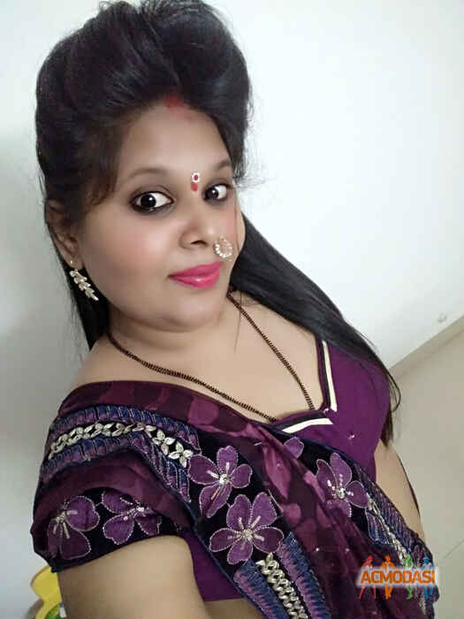 Vrashika  Saxena photo №81650. Uploaded 27 October 2016