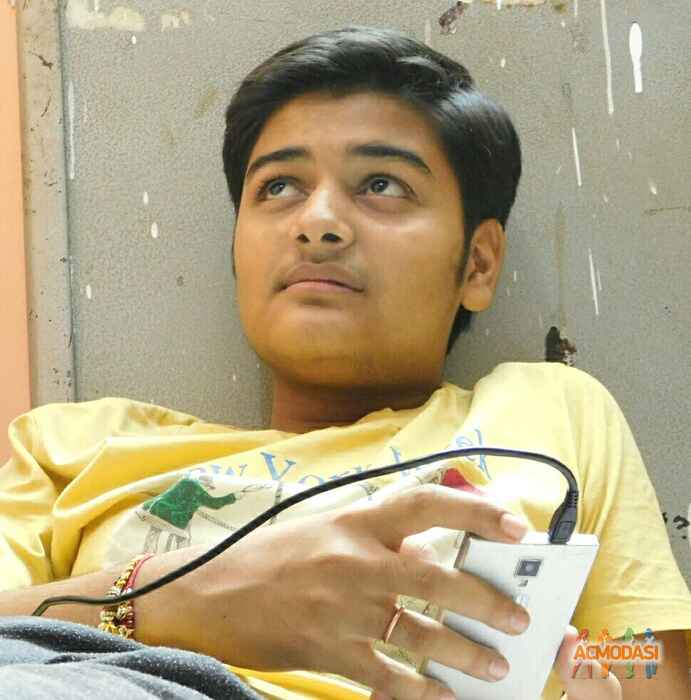 Bhudev  Tiwari photo №24994. Uploaded 18 October 2015