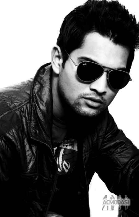 AASHUTOSH  GOVINDRAO photo №9655. Uploaded 10 July 2015