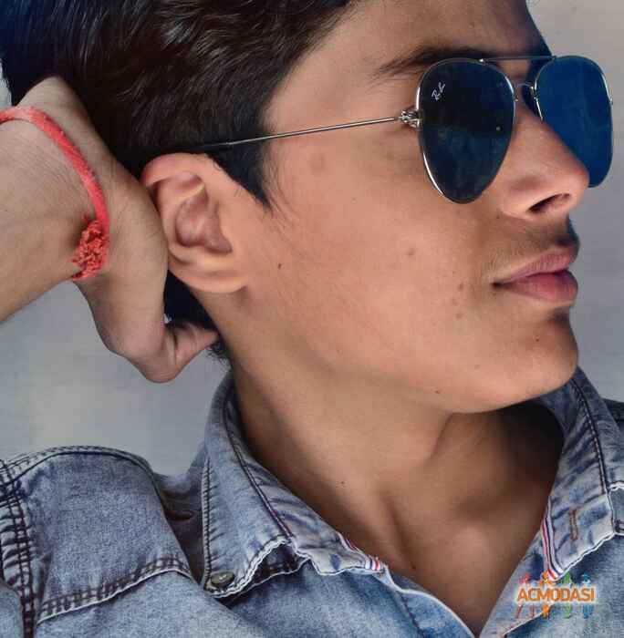 Mayank   photo №30456. Uploaded 22 November 2015