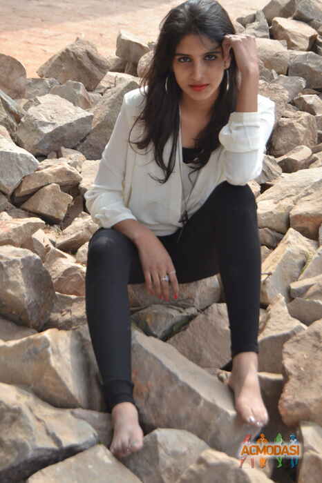 aditi  singh photo №57018. Uploaded 03 May 2016