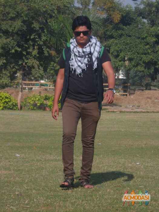 Dhruv Sureshkumar Daxini photo №68788. Uploaded 27 July 2016
