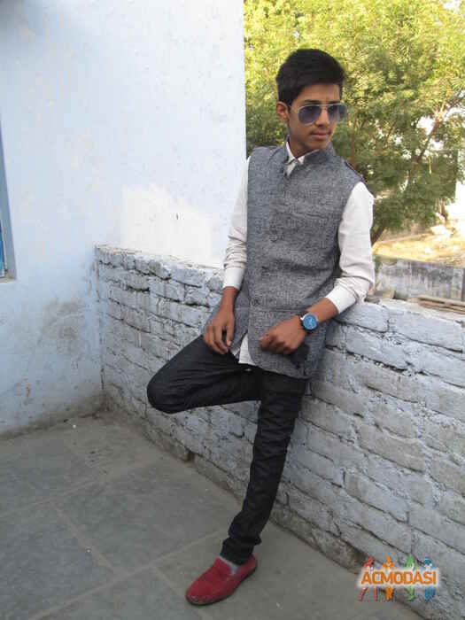 Nitin   photo №20089. Uploaded 13 September 2015