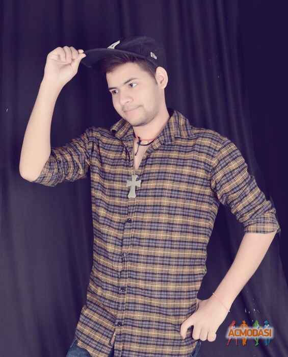 Sachin  Pareta photo №36025. Uploaded 24 December 2015