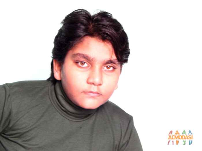 snehith   photo №78762. Uploaded 07 October 2016