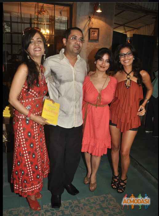 Annie  Fernandes photo №80321. Uploaded 18 October 2016