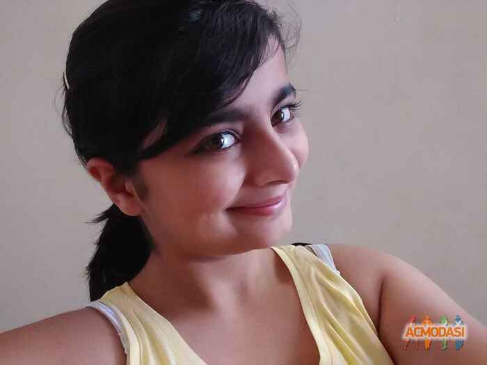 Hunar  Batra photo №10993. Uploaded 19 July 2015