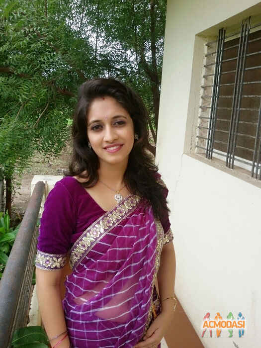 Shreya Rinkesh Saraiya photo №91102. Uploaded 09 January 2017
