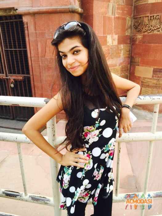 charu charu khanna photo №78352. Uploaded 04 October 2016