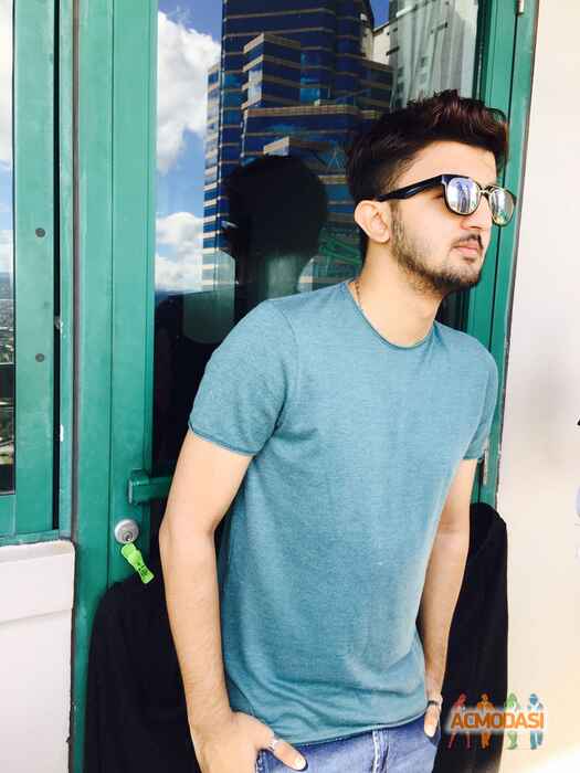 Vishesh M Vaya photo №54081. Uploaded 13 April 2016