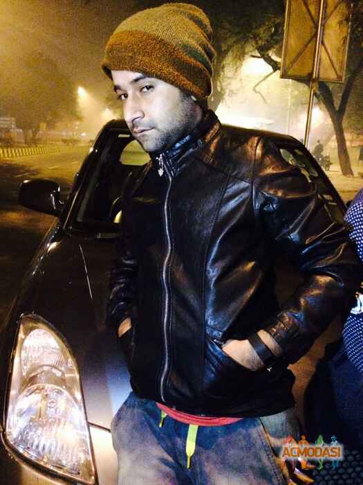 Om  Bhatt photo №41556. Uploaded 18 January 2016