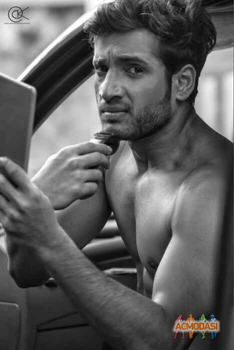 Mustafa  Shaikh photo №24147. Uploaded 10 October 2015