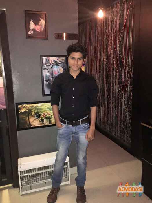 Vishwas  Tiwari photo №95608. Uploaded 11 February 2017