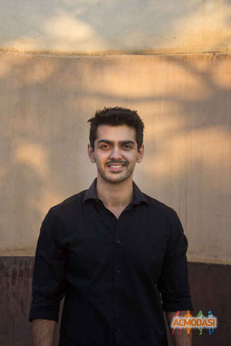 karan sanjeev sharma photo №87951. Uploaded 17 December 2016