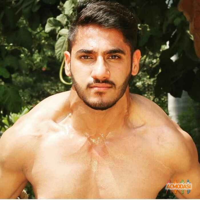 Shubham  Bhagria photo №32433. Uploaded 03 December 2015