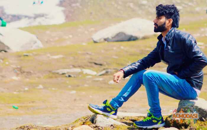 Nitin  Bhati photo №90001. Uploaded 02 January 2017