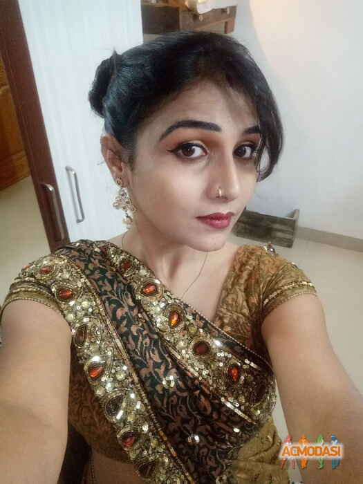 Poonam Mukund Agrawal photo №80758. Uploaded 21 October 2016