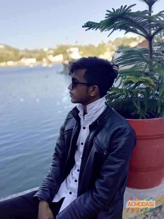 Prateek Mahaver  photo №119315. Uploaded 02 March 2019