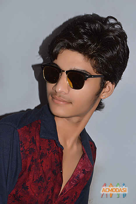 Shubhamsethiya   photo №31502. Uploaded 27 November 2015